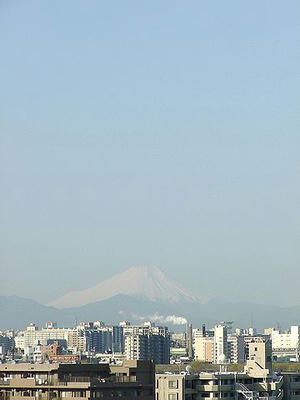 3月1日朝7時半ごろの富士山